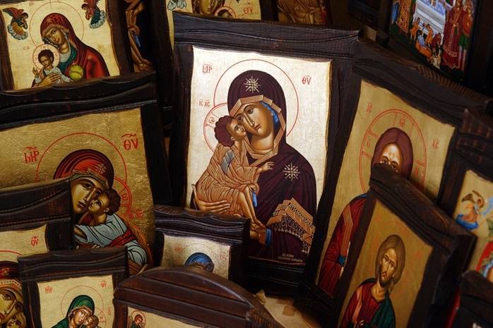 упала икона примета